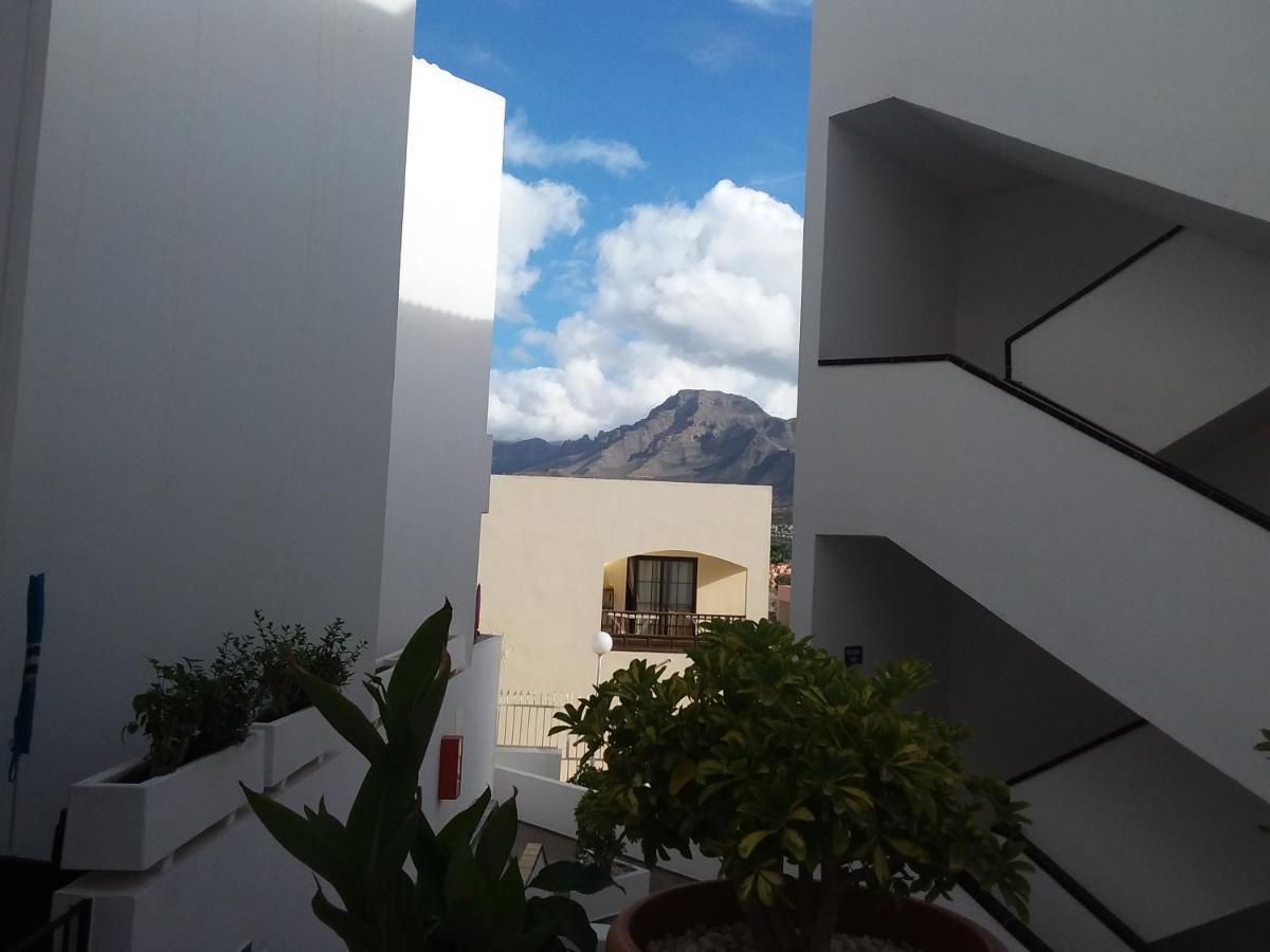Beach 400Mtr, Top Of Mountain With Spectacular Surround View 200Mtr Los Cristianos  Ngoại thất bức ảnh